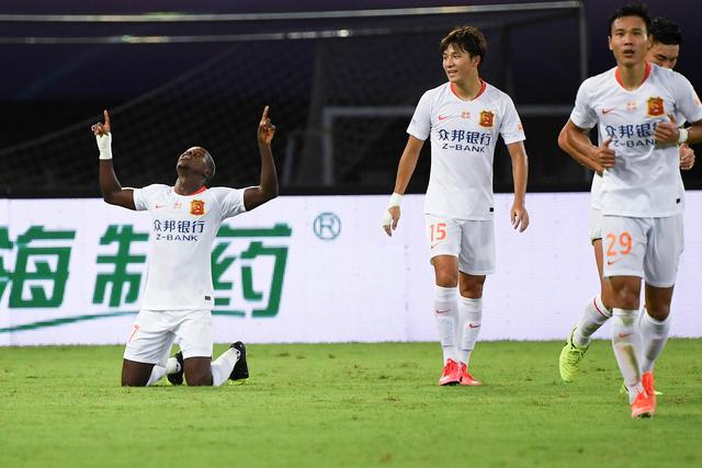 北控大胜送四川7连败 广厦5连胜送宁波8连败