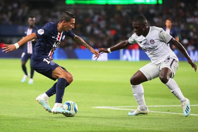 唐斯24+15巴雷特空砍30分 尼克斯送猛龙3连败